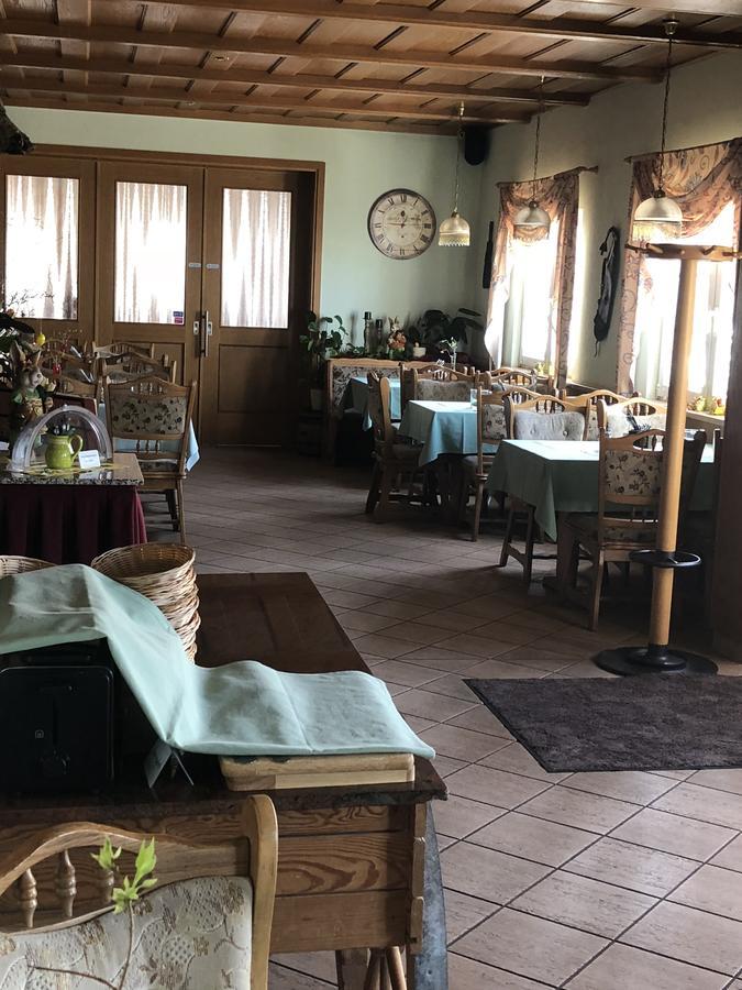 לובנאו Hotel-Pension Am Muehlberg מראה חיצוני תמונה