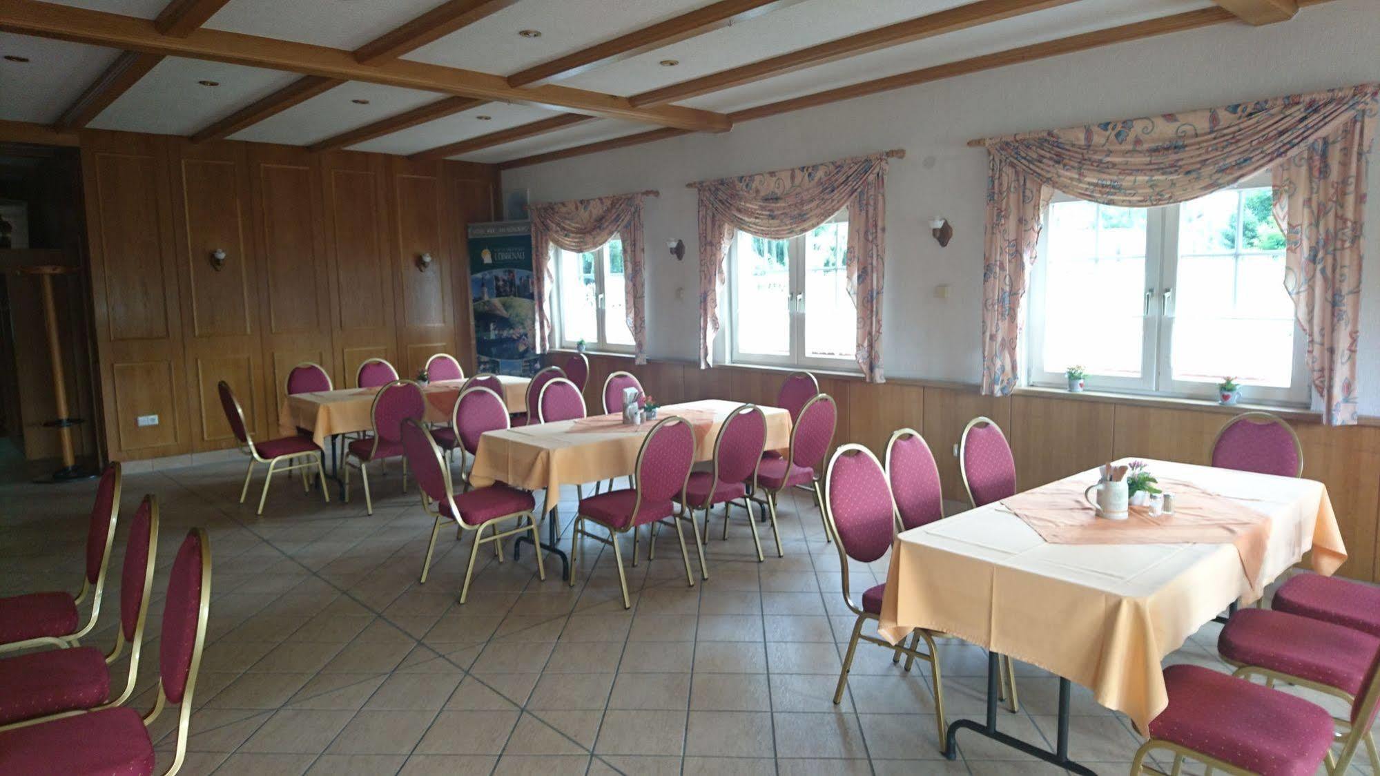 לובנאו Hotel-Pension Am Muehlberg מראה חיצוני תמונה